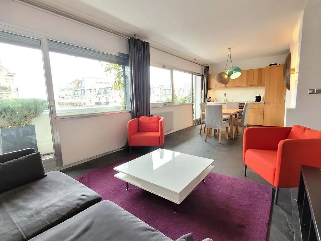 Apartament Eiffel Tower - Luxury 2 Bedroom *